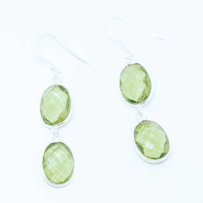 Boucles d'oreilles ovales facettes argent 925 et Cristal vert Péridot - Inde 006