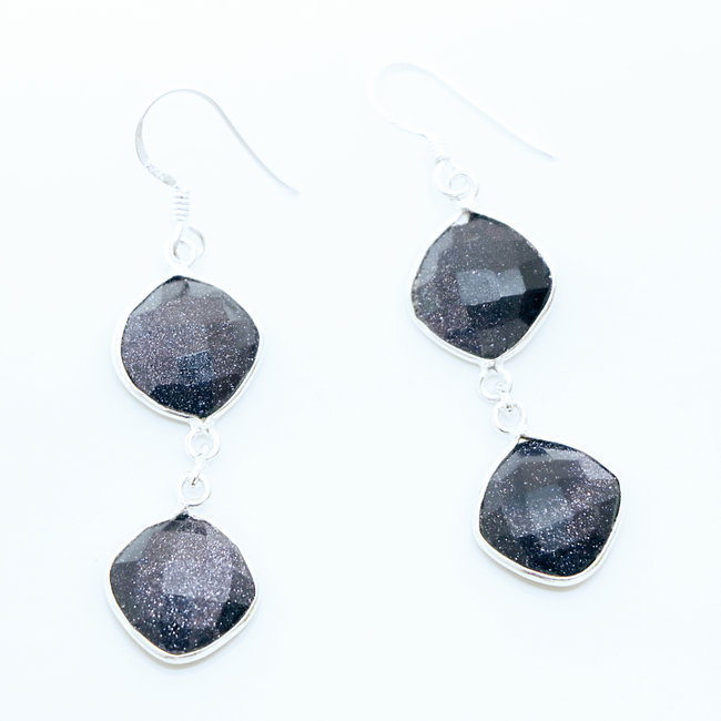 Boucles d'oreilles argent massif 925 losanges facettes et Pierre de soleil bleue - Inde 011