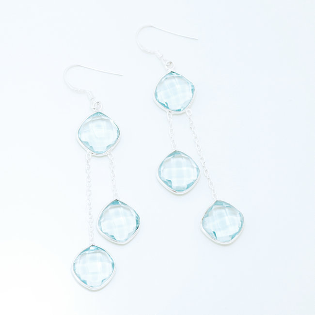 Boucles d'oreilles argent massif 925 losanges facettes et Cristal Bleu Topaze - Inde 013