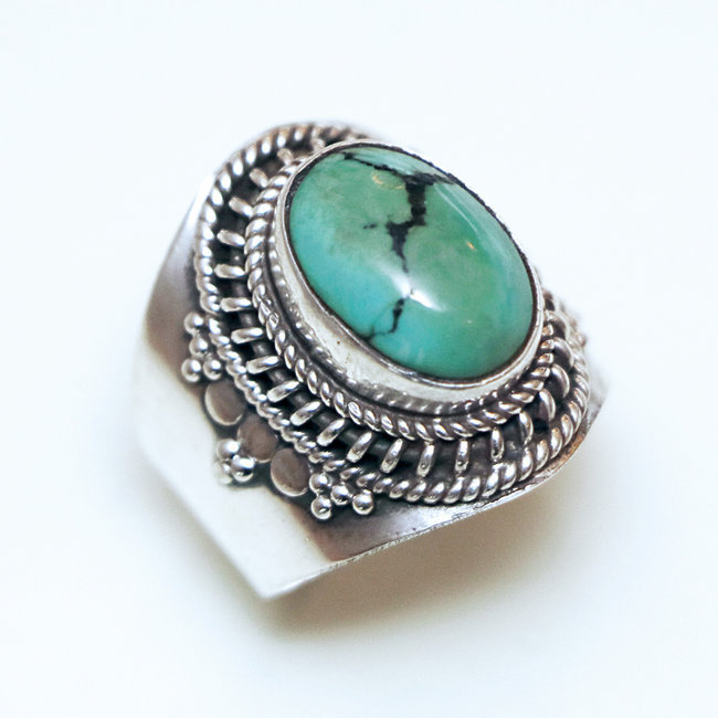 Bague argent massif 925 ovale filigranes facettes et Turquoise naturelle claire - Inde 017S