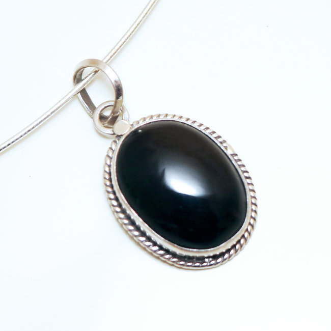 Pendentif ovale en argent 925 et Onyx - Inde 027