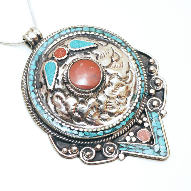 Pendentif tibétain Turquoise et Corail - Népal 015