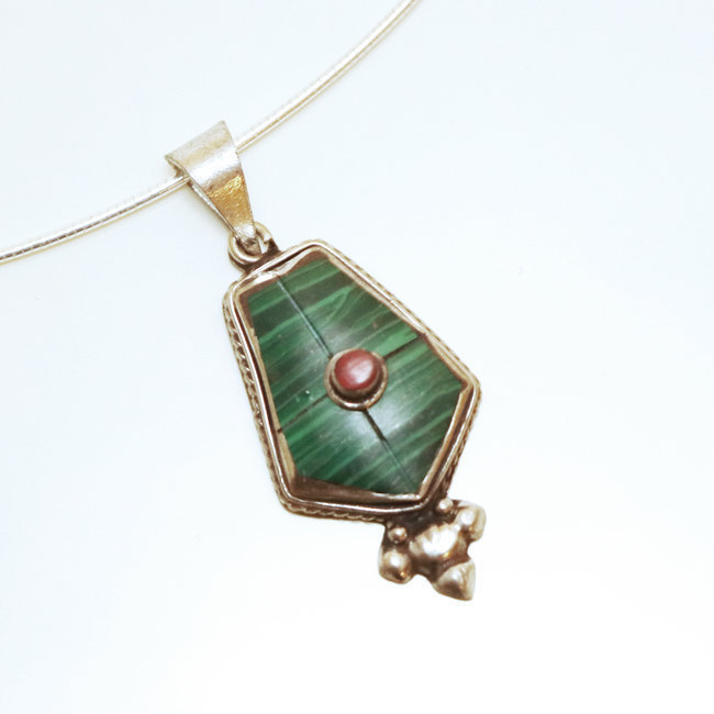 Pendentif tibétain bouddhiste Malachite - Népal 030