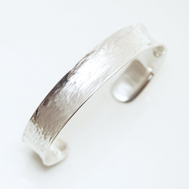 Bracelet argent massif 925 touareg jonc plat martelé - Niger 042