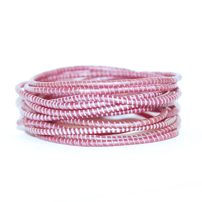 Lot de 12 bracelets Jokko en plastique recyclé Rose indien - Mali 026