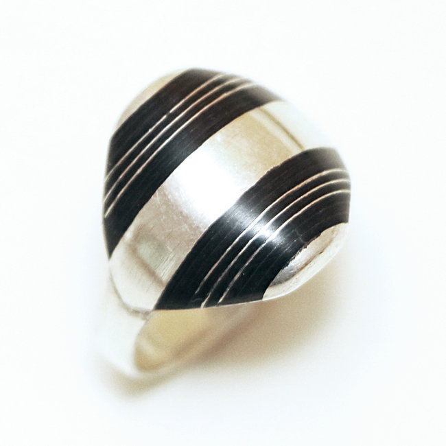 Bague argent massif 925 touareg lignes et ébène - Niger 034