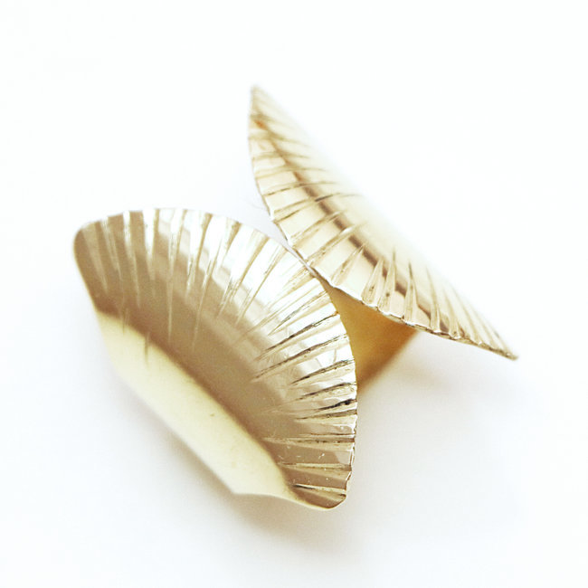 Bague papillon pétales Peul-Fulani réglable bronze doré 2,5 cm - Mali 037S