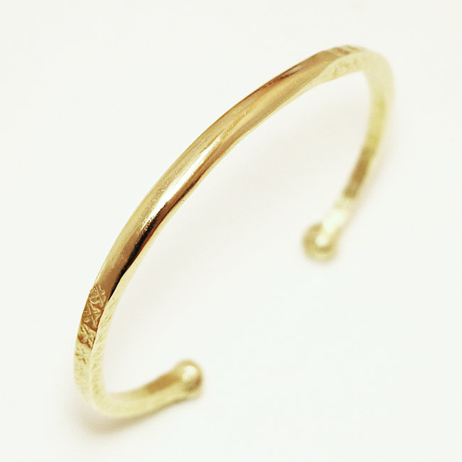 Bracelet touareg jonc ouvert rond gravé en bronze doré - Mali 018