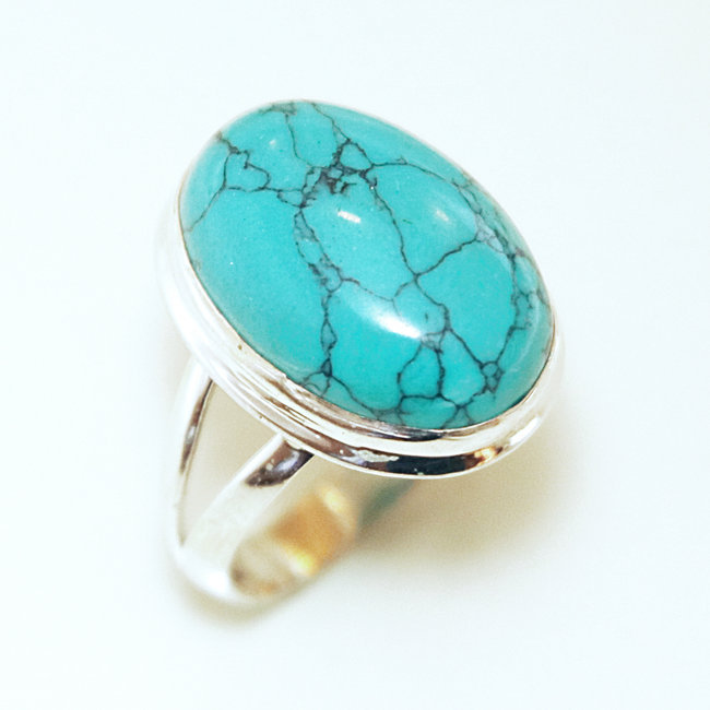 Bague ovale cabochon argent 925 et Howlite turquoise - Inde 059