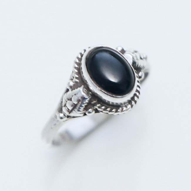 Bague argent massif 925 fine ovale et Onyx - Inde 152