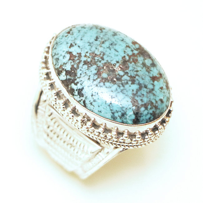 Bague chevalière large ovale filigranes argent 925 et Turquoise naturelle - Népal 150