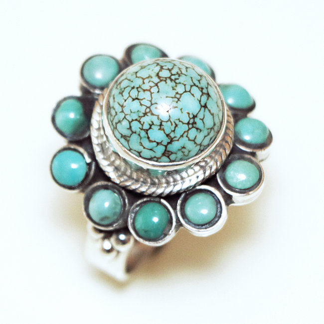 Bague cabochon fleur en argent 925 et Turquoise naturelle - Népal 170