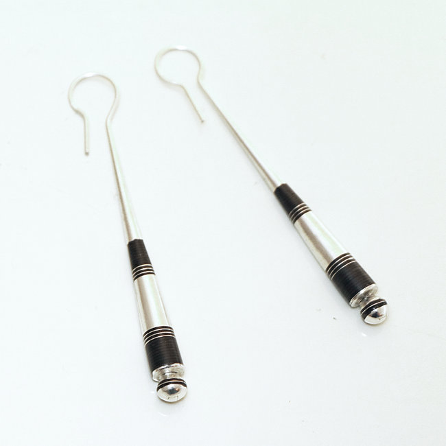 Boucles d'oreilles rondes touareg pilon argent 925 et ébène - Niger 087