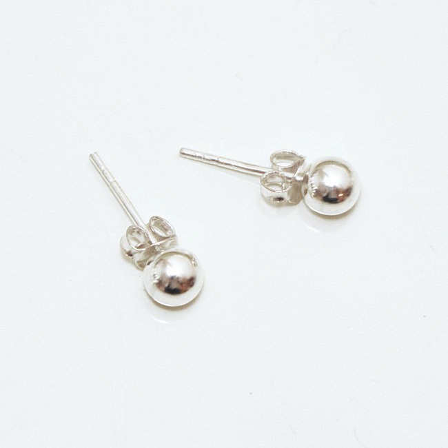 Boucles d'oreilles argent massif 925 clous boules 4 mm - Inde 006 - S