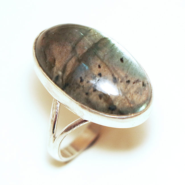 Bague argent 925 ovale et Labradorite - Inde 255 - L