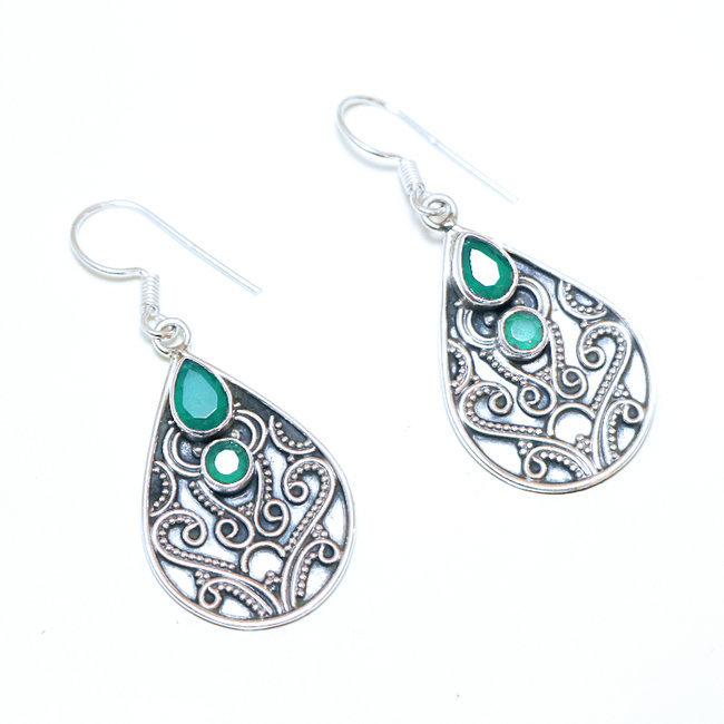 Boucles d'oreilles argent massif 925 goutte facettes et corindon Emeraude - Inde 062