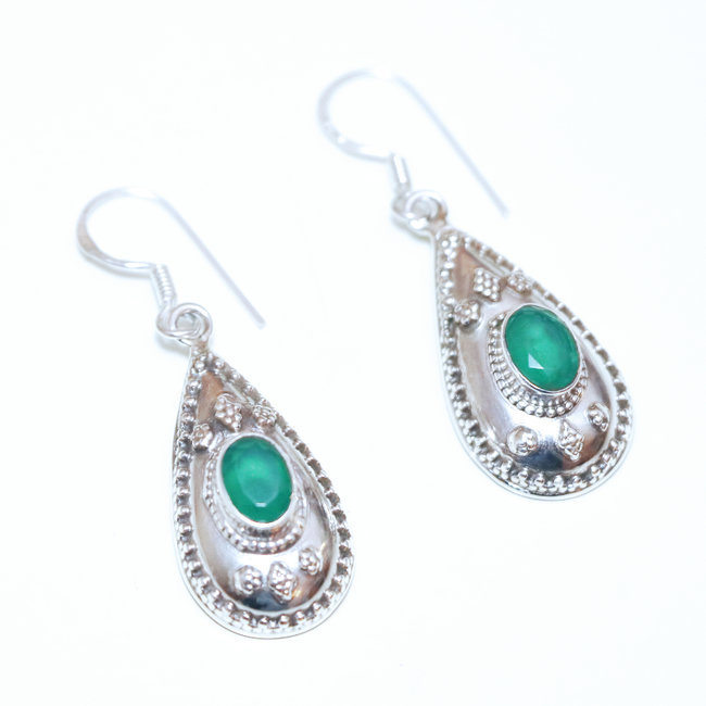 Boucles d'oreilles argent massif 925 ovales filigranes facettes et corindon Emeraude - Inde 064