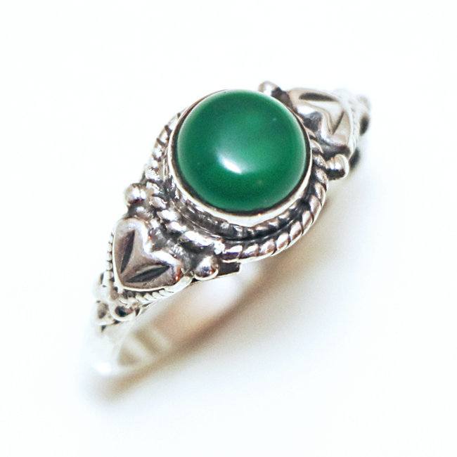 Bague argent 925 ronde filigranes et Agate verte - Inde 367