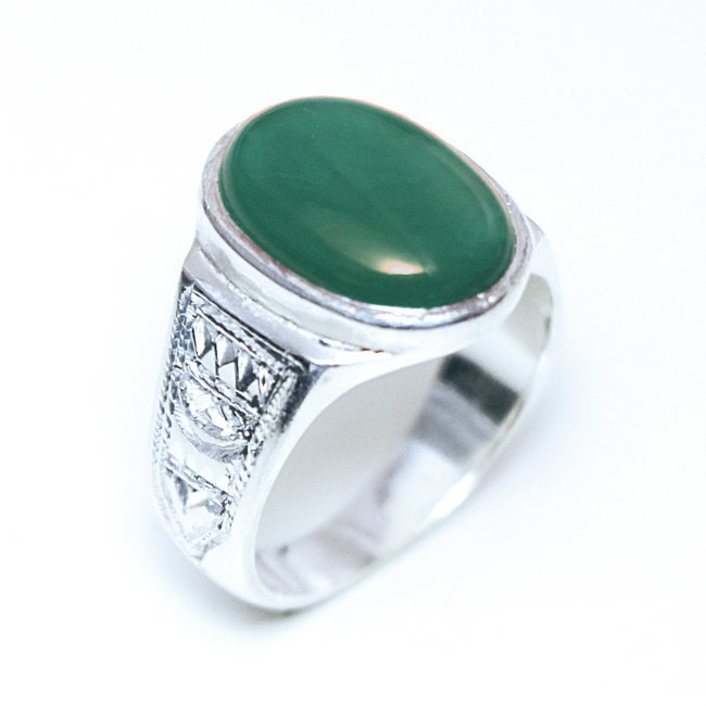 Bague argent massif 925 touareg ovale chevalière et Agate verte - Niger 093