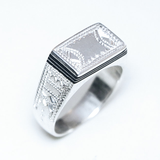 Bague argent massif 925 touareg chevalière rectangle et ébène - Niger 088