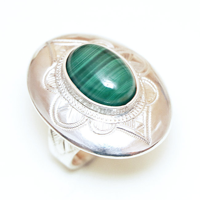 Bague argent massif 925 touareg ovale et Malachite - Niger 003