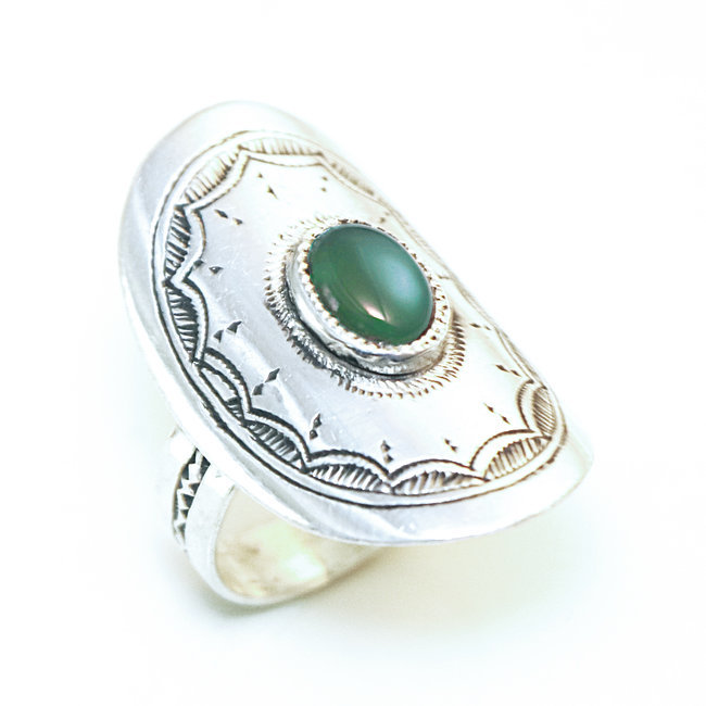 Bague argent massif 925 touareg ovale et Agate verte - Niger 104