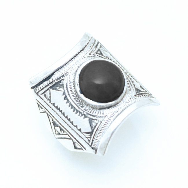 Bague argent massif 925 touareg carrée chevalière et Onyx - Niger 007