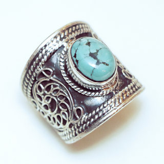 Bijoux ethniques indiens bague en argent 925 homme femmes large filigranes et pierre fine ovale turquoise naturelle vritable rglable ajustable ouverte npalais - Npal 001