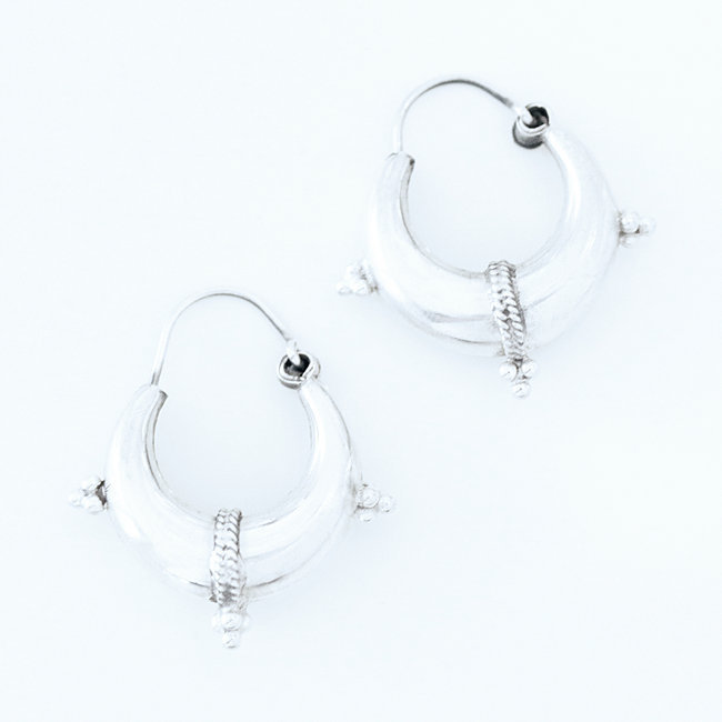 Boucles d'oreilles créoles bombées filigranes argent 925 - Népal 011