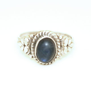 Bijoux ethniques Indiens bague fine argent 925 filigranes et pierre fine ovale Labradorite - Inde 024 b