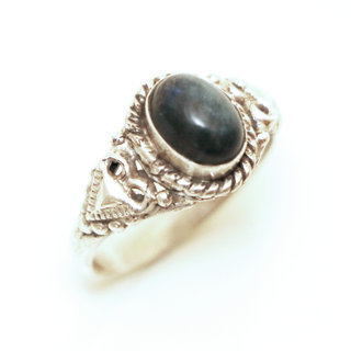 Bijoux ethniques Indiens bague fine argent 925 filigranes et pierre fine ovale Labradorite - Inde 029