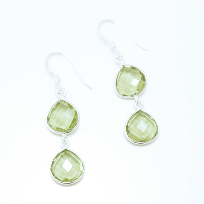 Boucles d'oreilles gouttes facettes argent 925 et Cristal vert Péridot - Inde 017