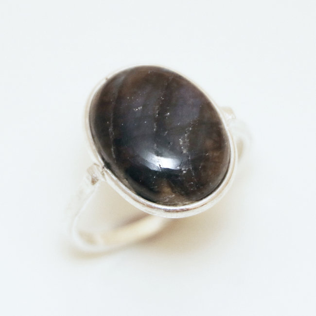 Bague ovale cabochon argent 925 et Labradorite - Inde 040