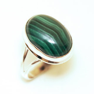 Bijoux ethniques Indiens bague argent 925 et pierre fine ovale Malachite vert - Inde 059