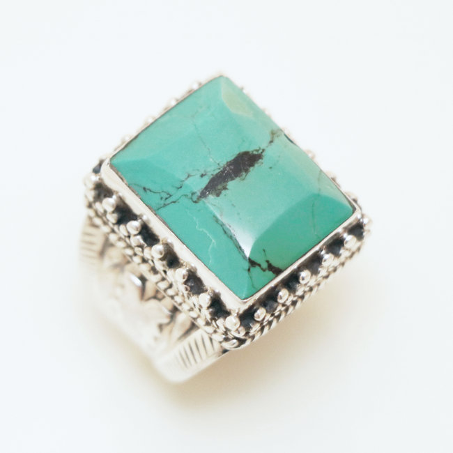 Bague chevalière rectangle filigranes argent 925 et Turquoise naturelle - Népal 014