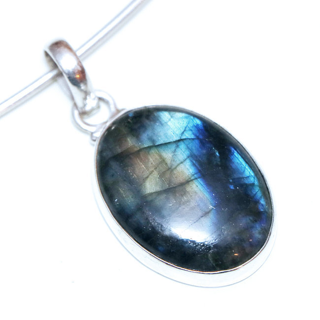 Pendentif en argent 925 ovale et Labradorite - Inde 056