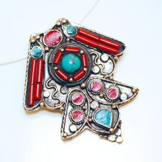 Bijoux Indiens Ethniques grand pendentif laiton plaqu argent 925 et pierre - Nepal 013 Turquoise et Agate rouge