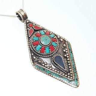 Bijoux Indiens Ethniques grand pendentif laiton plaqu argent 925 et pierre - Nepal 017 Lapis-Lazuli Corail Turquoise