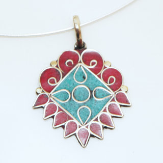 Bijoux Indiens Ethniques grand pendentif laiton plaqu argent 925 et pierre - Nepal 020 Turquoise et Corail rouge b