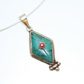 Bijoux Indiens Ethniques petit pendentif losange laiton plaqu argent 925 et pierre - Nepal 024 Turquoise et Agate rouge