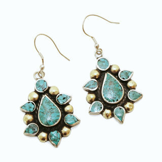 Bijoux Ethniques indiens boucles d'oreilles goutte fleur laiton plaqu argent 925 et pierre pendante Turquoise npalais - Nepal 009