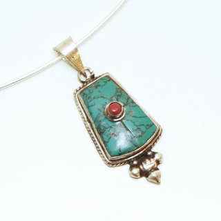 Bijoux Indiens Ethniques petit pendentif laiton plaqu argent 925 et pierre - Nepal 031 Turquoise et Agate rouge