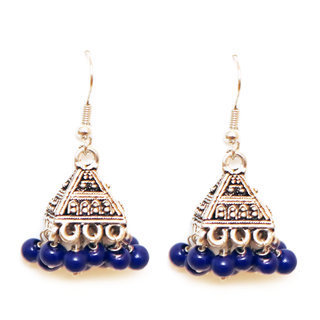 Bijoux Indiens Ethniques grandes boucles d'oreilles dôme cloche clochette triangle pendantes laiton plaqué argent et perles bleues marines foncées - Inde 010