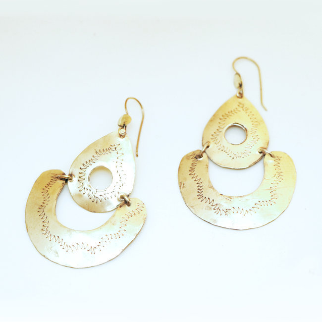 Boucles d'oreilles gouttes en bronze doré - Mali 045