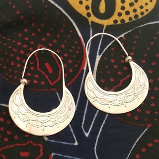 Bijoux ethniques touareg boucles d'oreilles fantaisies pendantes créoles plates gravées argent 925 - Niger 011 C