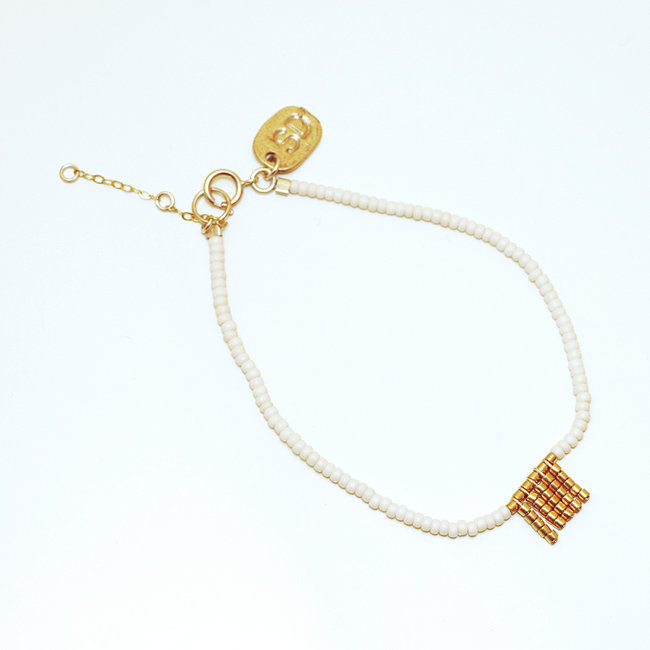 Bijoux Ethniques Africains massaï bracelet fin chaîne gold-filled 14K plaqué or 24K carats perles de verre roses Sidai Designs réglable ajustable Tanzanie - 001 b