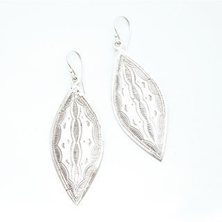 Bijoux ethniques touareg boucles d'oreilles en argent 925 massif pendantes longues graves feuilles - Niger 021