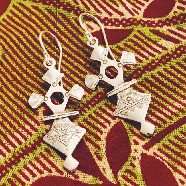 Bijoux ethniques touareg boucles d'oreilles en argent 925 massif Croix du sud d'agadez de Takadea pendantes gravées - Niger 032 c