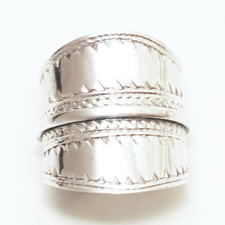Bijoux ethniques touareg bague en argent 925 massif longue large grave - Niger 071 b