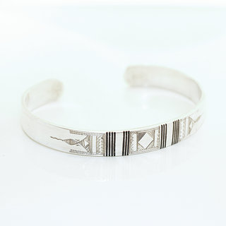 Bijoux ethniques touareg bracelet en argent 925 massif gourmette homme femme enfant jonc ouvert souple grav et bois d'bne plat - Niger 018 b